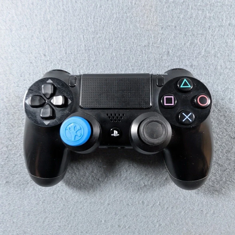Sony DualShock 4 Wireless Controller PS4 Jet Black with PowerA Charging Station